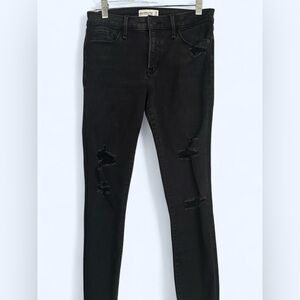 Abercrombie & Fitch Black Mid Rise Super Skinny Ankle Distressed Jeans size 27-4